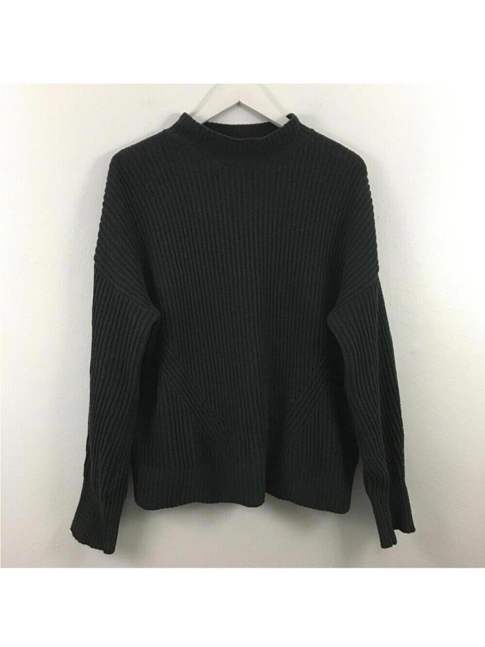 Abercrombie & Fitch Women’s Mock Neck Grey Sweater Size XS - Picture 1 of 5